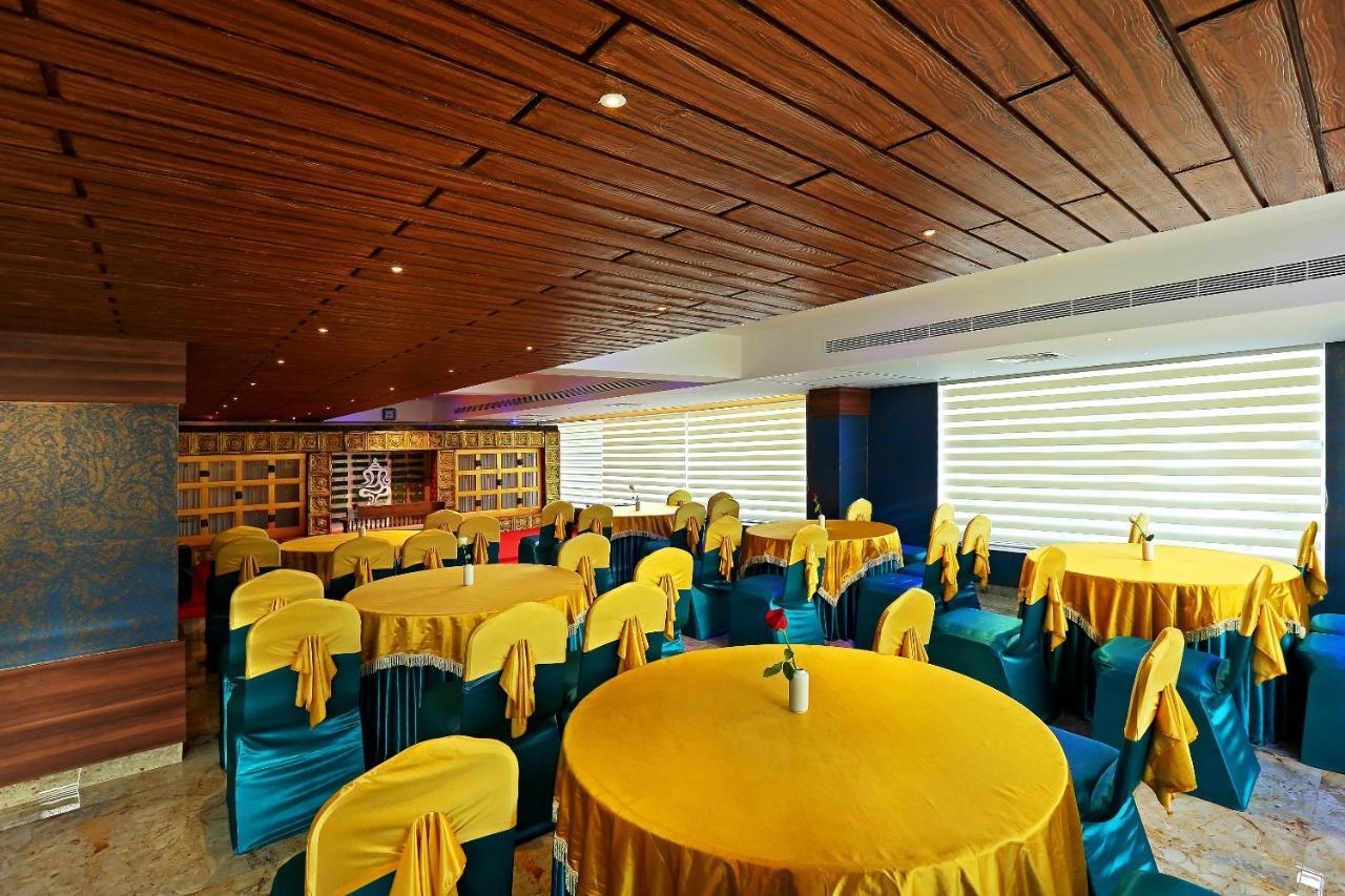 Hotel Renai Sreekrishna Guruvāyūr Exteriér fotografie