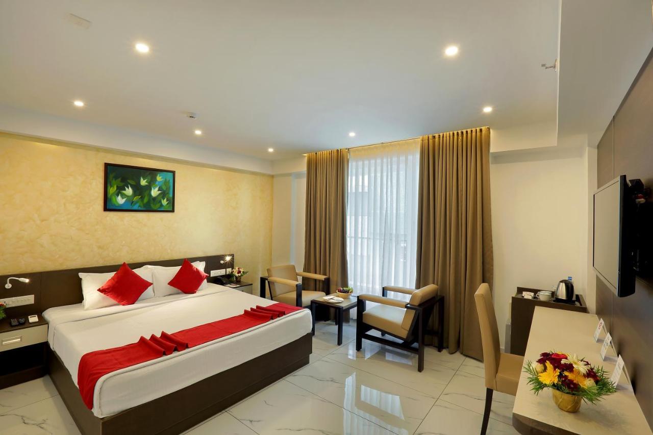 Hotel Renai Sreekrishna Guruvāyūr Exteriér fotografie