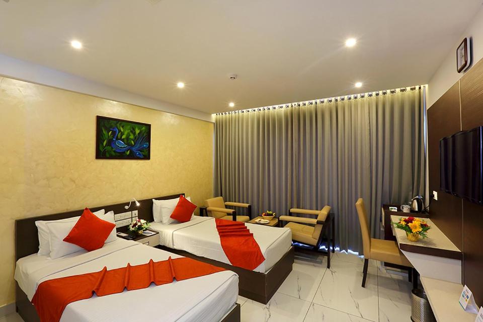 Hotel Renai Sreekrishna Guruvāyūr Exteriér fotografie